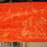 Zafarbowany batik suszymy